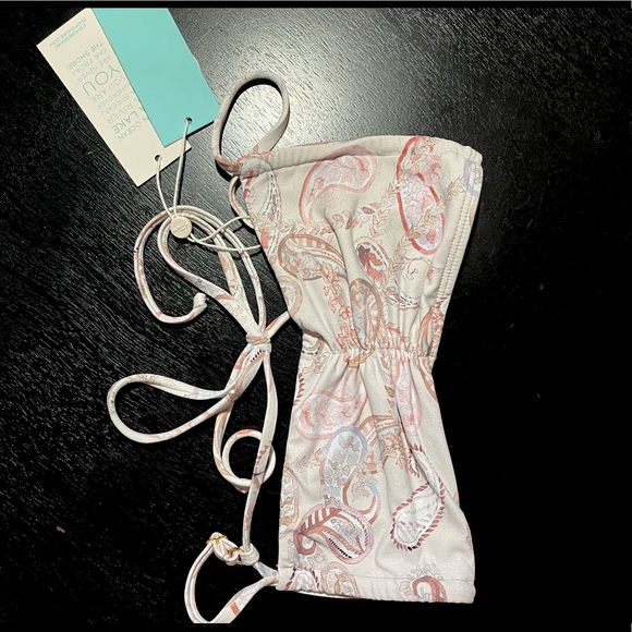 Shore Bathing Suit - Picture 2 of 7